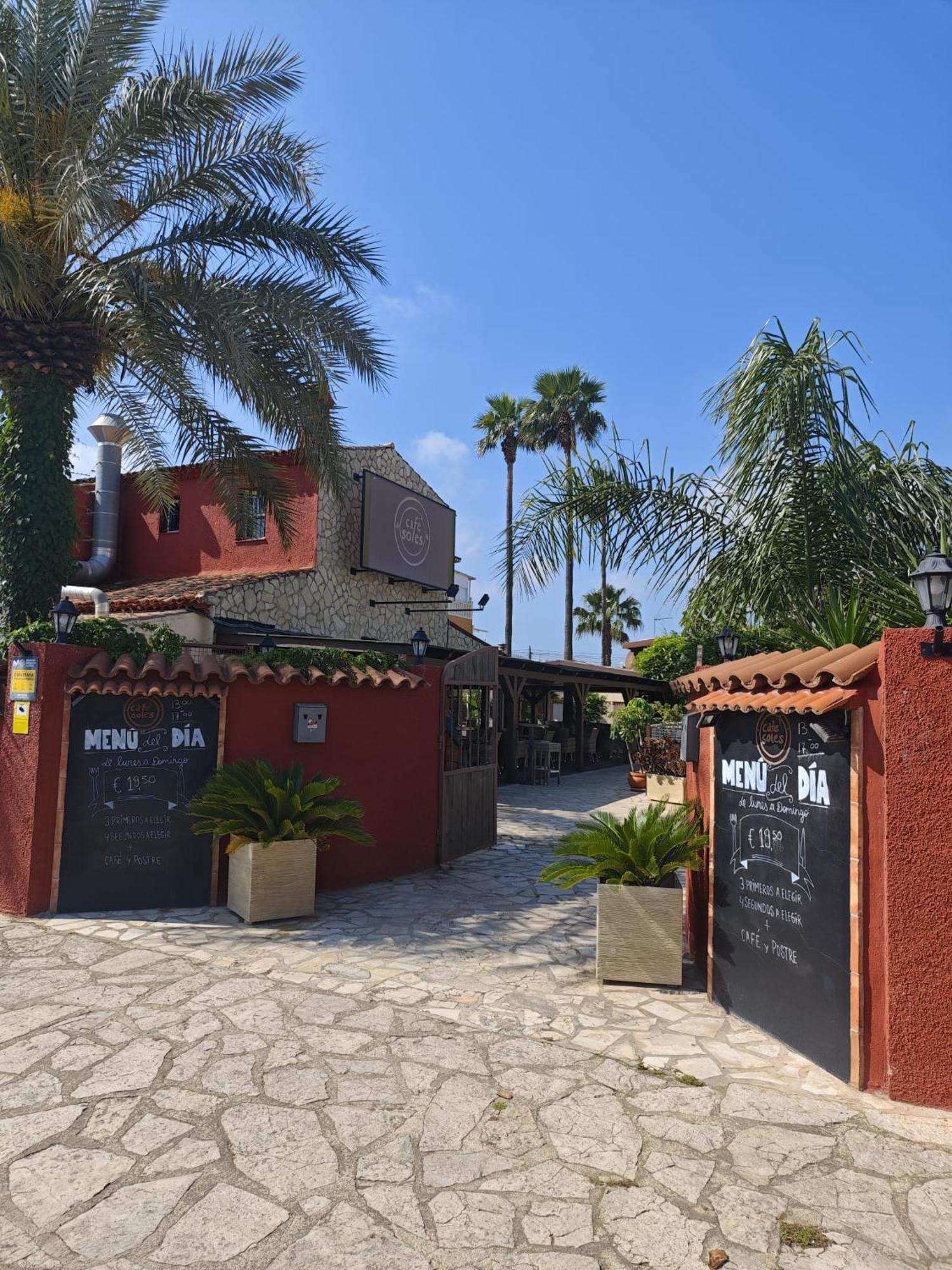 Cafe Soles